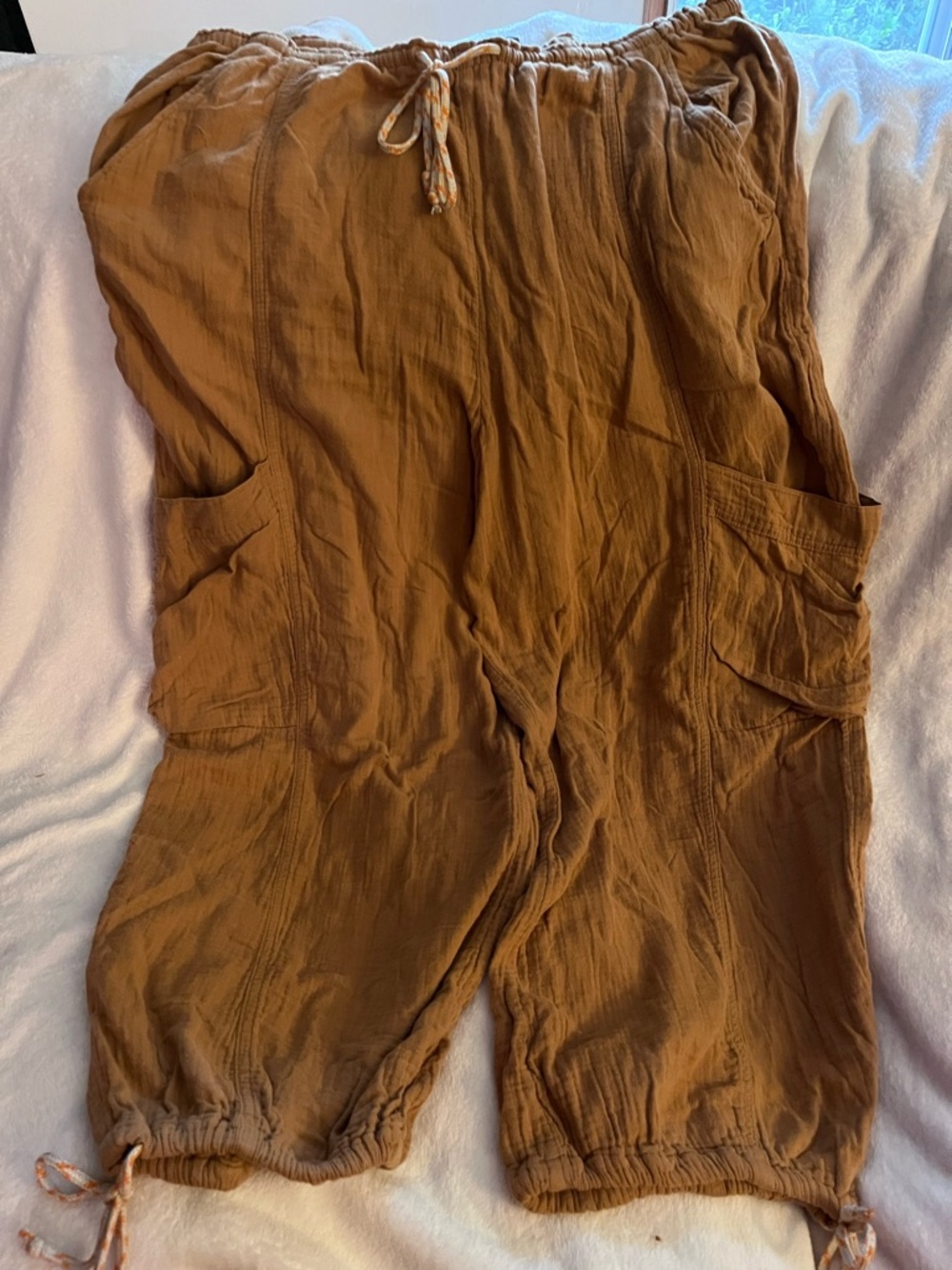 wild fable Rust-Toned Drawstring Cargo Capris